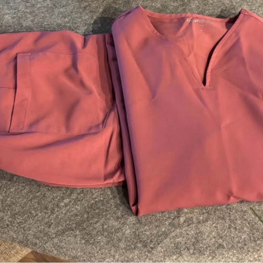 Mauve/Pink Scrub Top